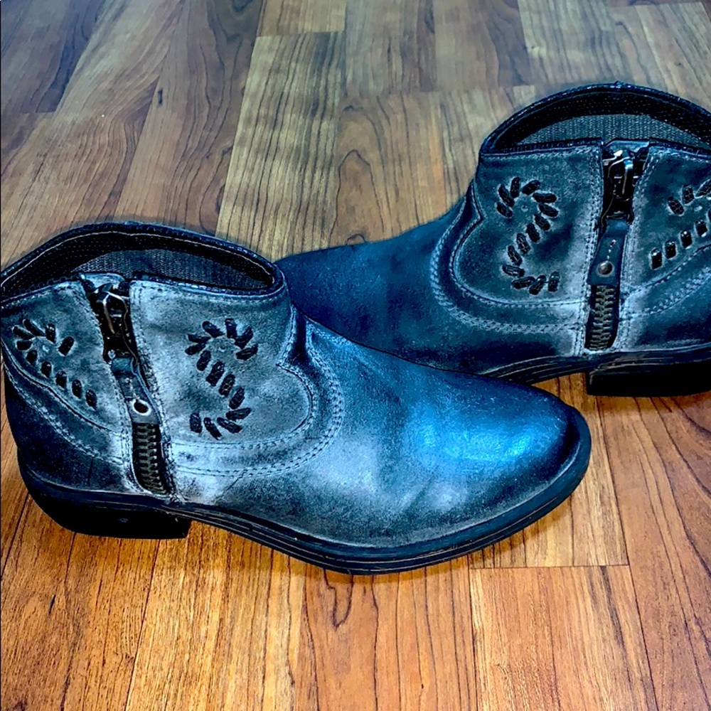 OTBT BOOTS